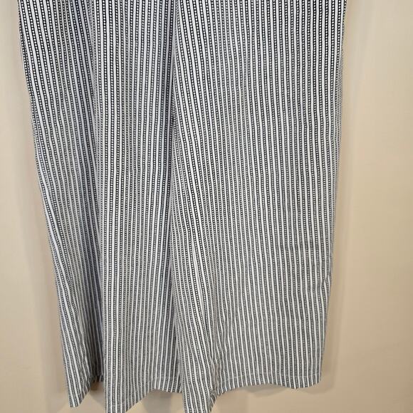 Women's Max Studio White & Black Lightweight Wide Leg Crop Pants | Size Large - Picture 4 of 10